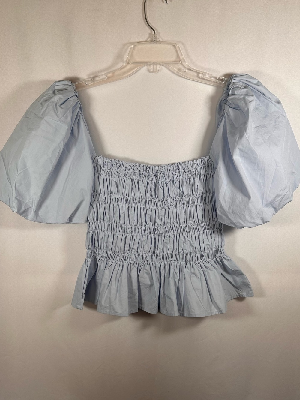 ASTR The Label Light Blue Smocked Puff‎ Sleeve Peplum Top S